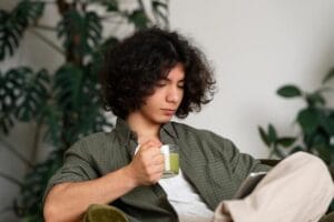 kratom evening ritual with Red Vein